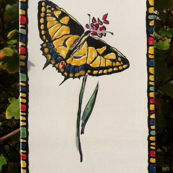Papillon Machaon (tableau céramique, 14x38 cm)