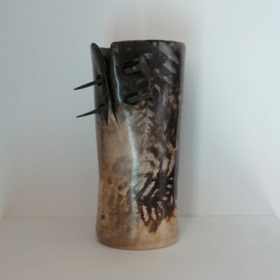 Vase "clouté"